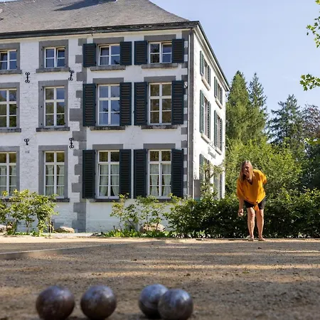 Castle In For 6 People, Cleaning Included Holiday home