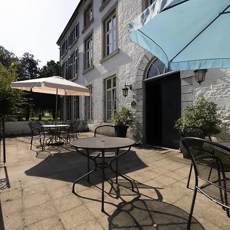 بيت للعطل In Near Chateau De Dieupart, Cleaning Included *